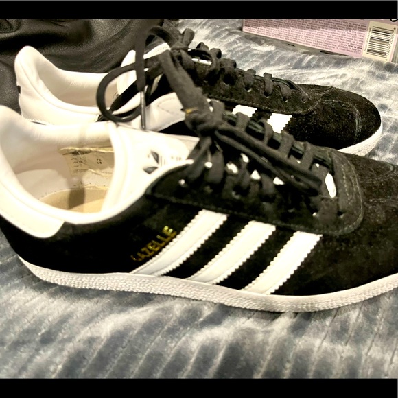 gazelles size 7